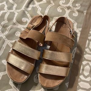 UGG Sandals-Size 9